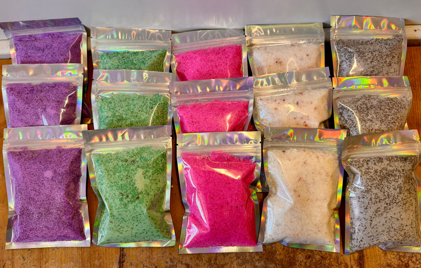 Pouches of Foaming Bath Salts Bundle